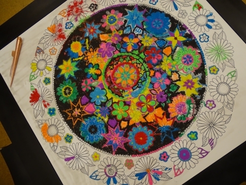 Mandala 2015 - Community Sand Painting Day 3