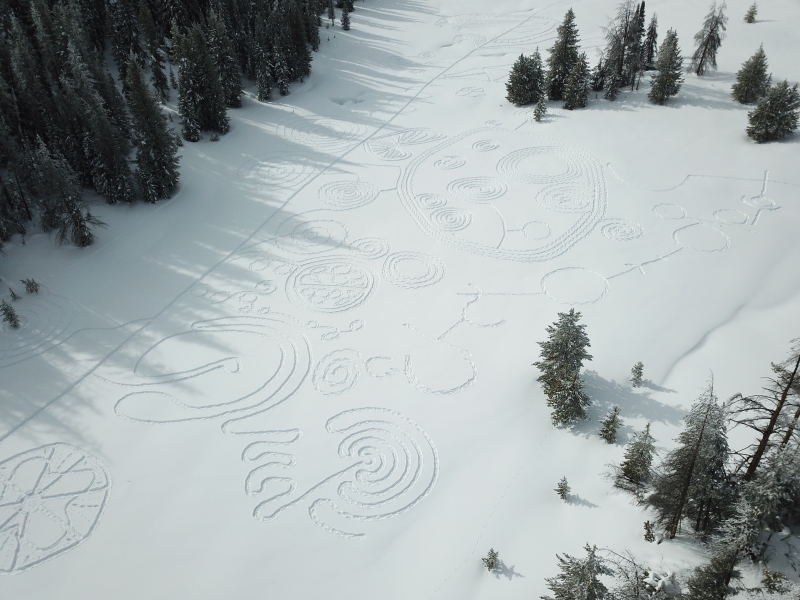 Snow Drawing